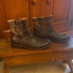 BED|STU Brown Ankle Boots with Buckle